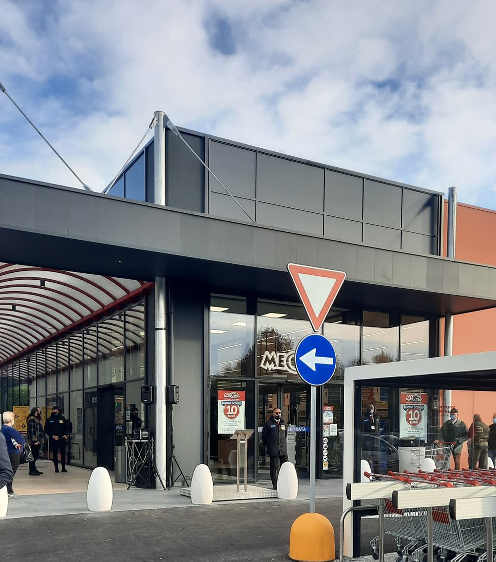 Ti mando intanto il post finito con le modifiche! Ci sono 6 link esterni, non posso inserirne altri ma credo diano già tantissime occasioni per approfondire sul vostro sito.