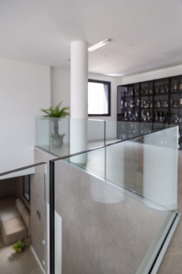 parapetti interni in vetro temperrato